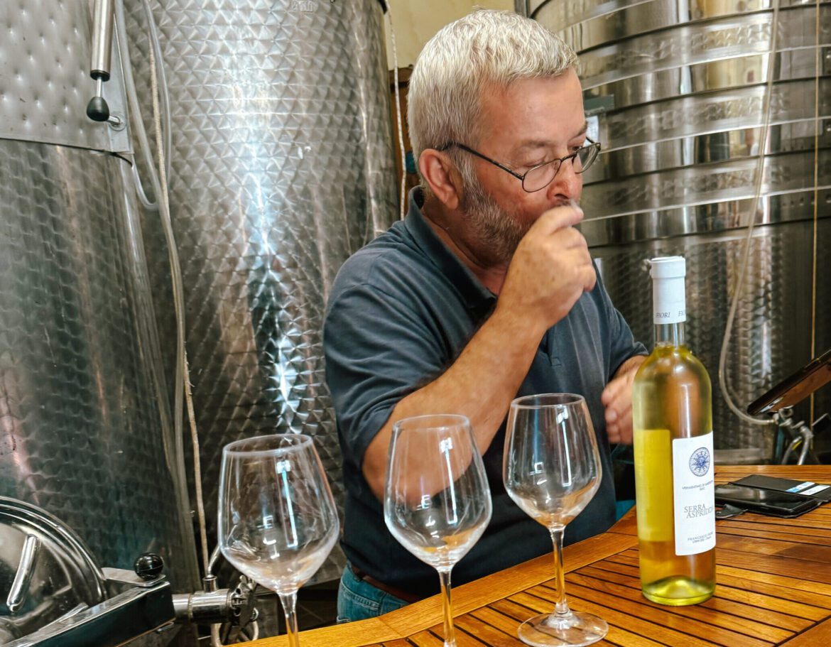 Cagnulari wijn bij Francesco Fiori in Usini, Sardinië