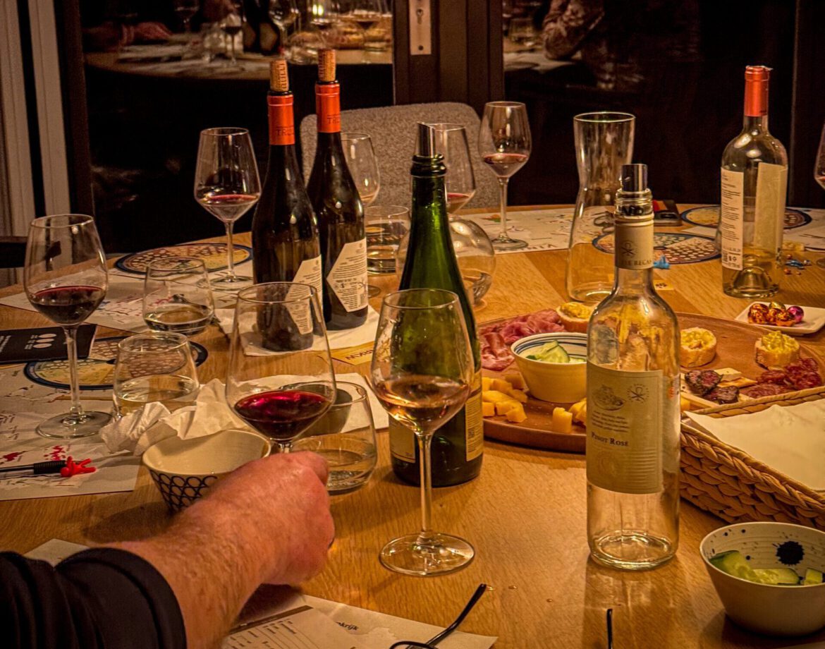 Het NRKW Wijnproeverijpakket voor thuis