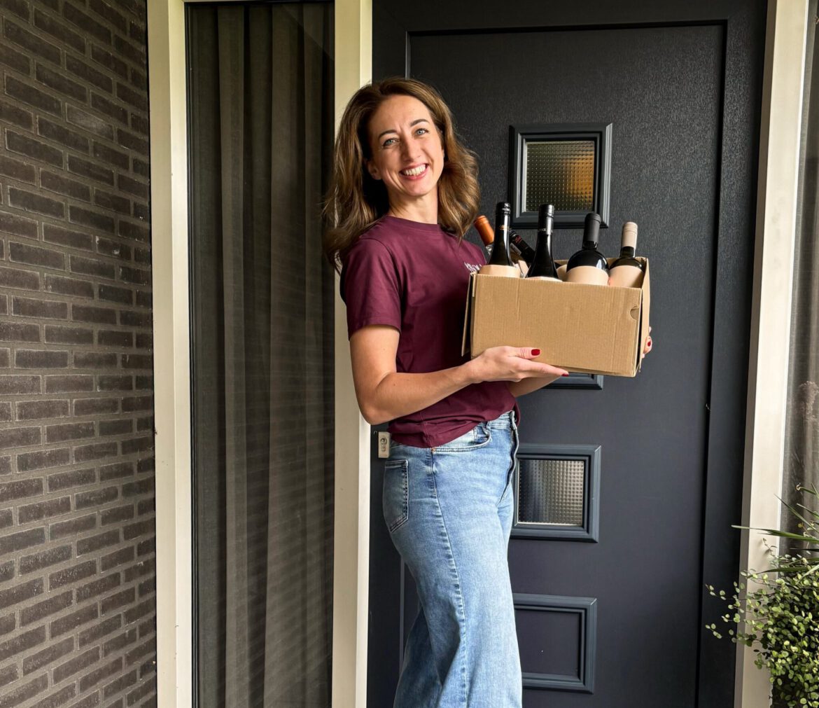 Wijnproeverijpakket voor thuis: compleet pakket met zes wijnen